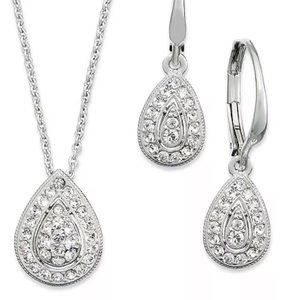 ❤️Eliot Danori Crystal Teardrop Earrings and Pendant Necklace Set